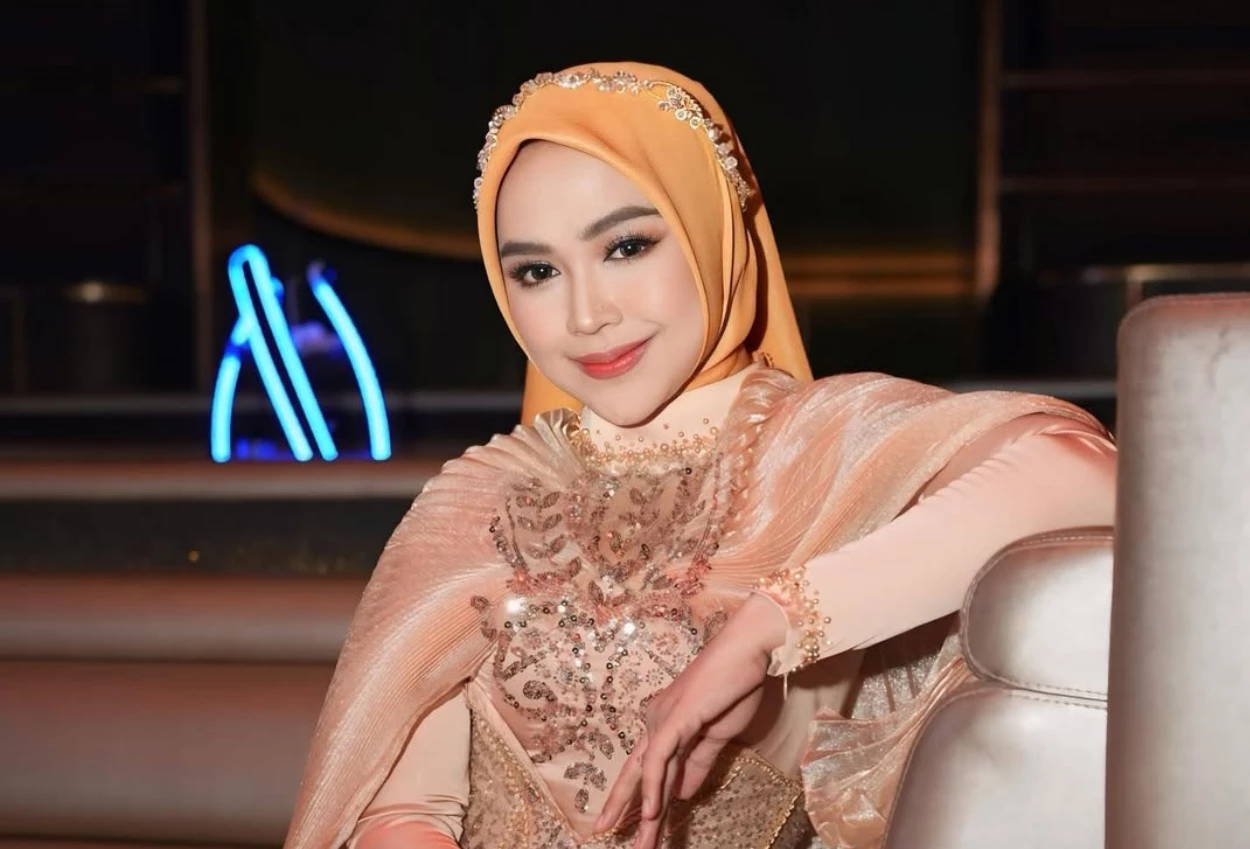 Terjun ke lokasi bencana di sumbar, ria ricis kondisinya masih sangat kritis
