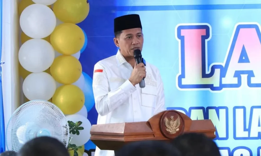Tito karnavian bekukan jabatan bupati aceh selatan imbas umrah tanpa izin di tengah bencana
