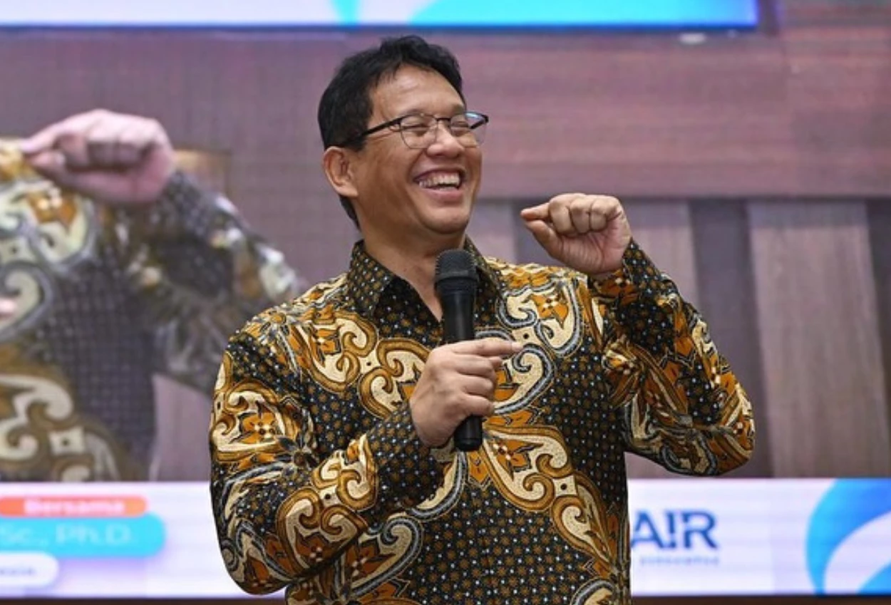 Ucapkan selamat natal 2025, purbaya liburannya di indonesia saja agar ekonomi berputar