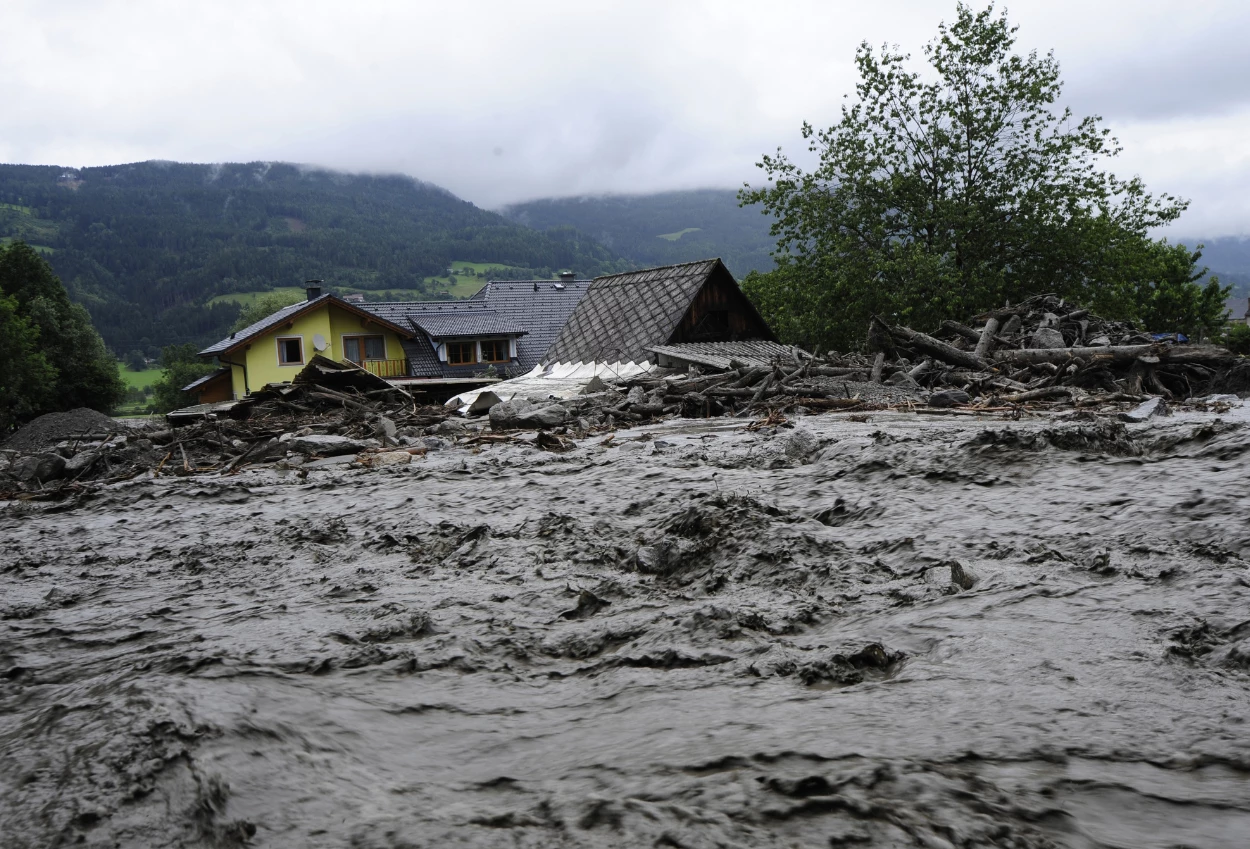 Update korban banjir longsor di sumatra utara 217 orang meninggal dunia, 209 orang masih hilang