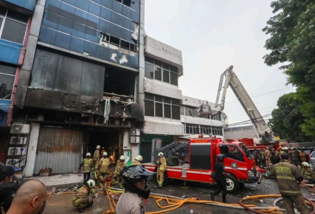 Update korban kebakaran gedung terra drone kemayoran 22 orang tewas, 15 diantaranya perempuan