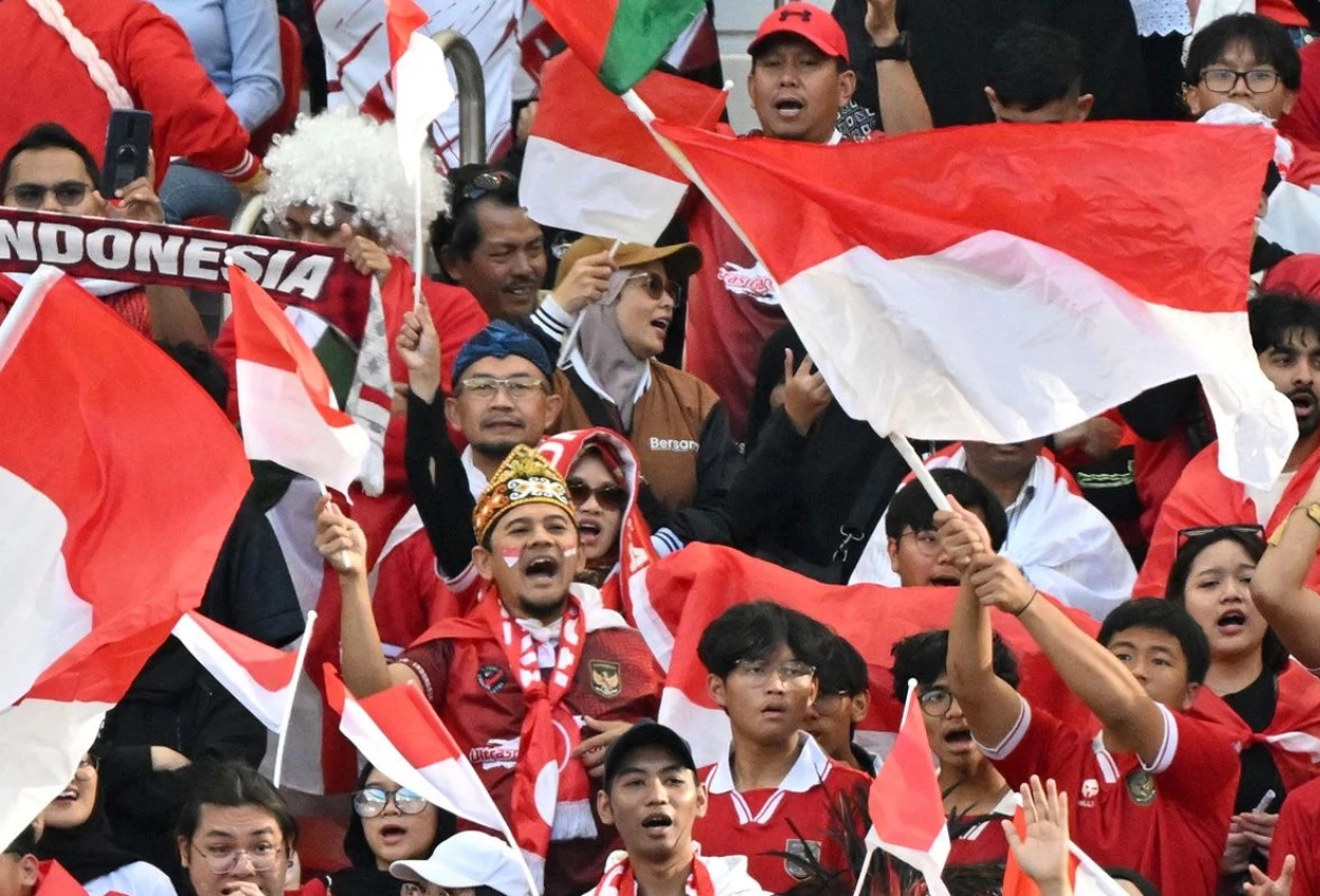 Waduh! pihak sea games 2025 salah pasang bendera indonesia malah bendera laos