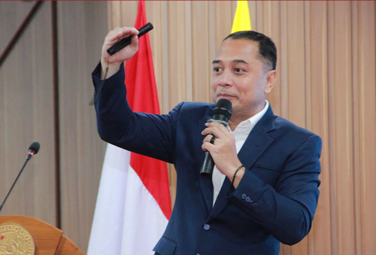 Walkot surabaya keluarkan se pembatasan gawai pada anak, maksimal 2 jam per hari di rumah