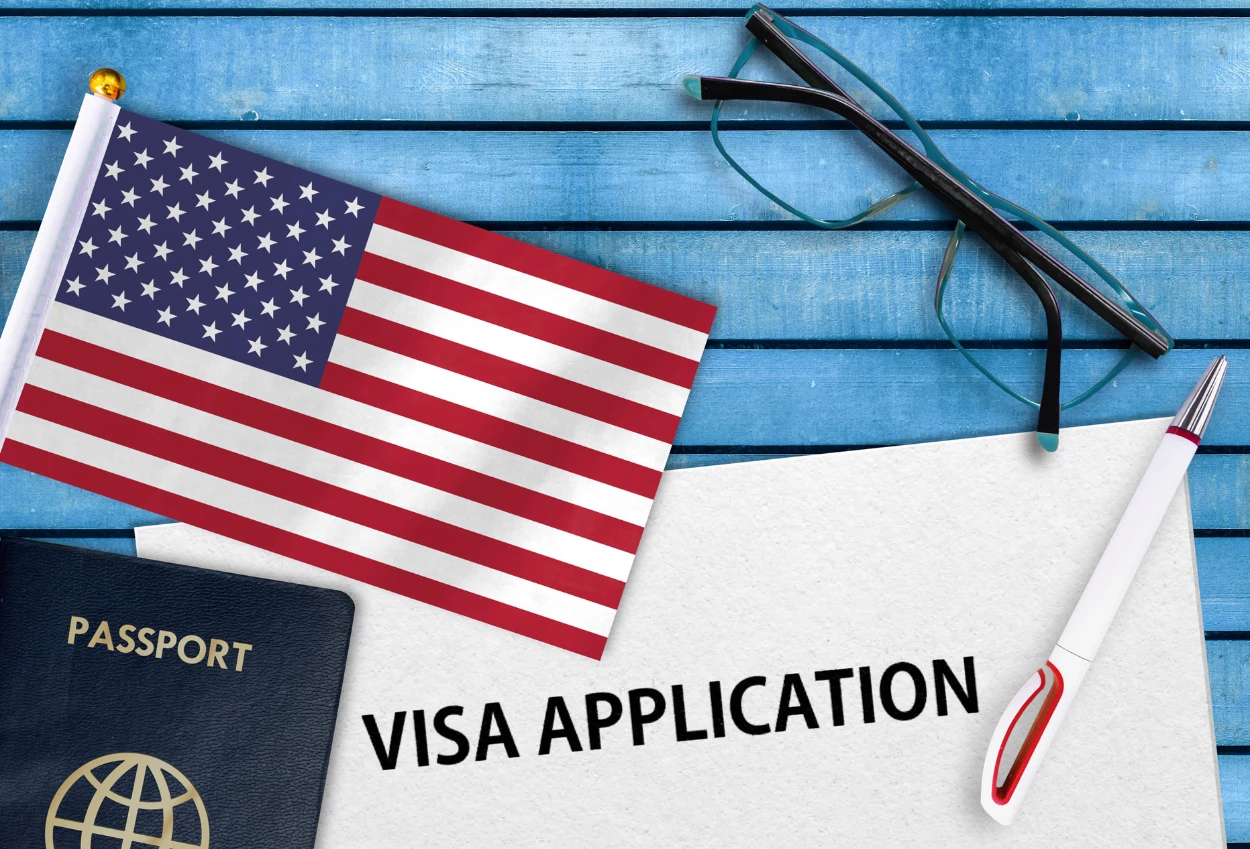 As tangguhkan sementara penerbitan visa imigran dari 75 negara, 3 dari asia tenggara
