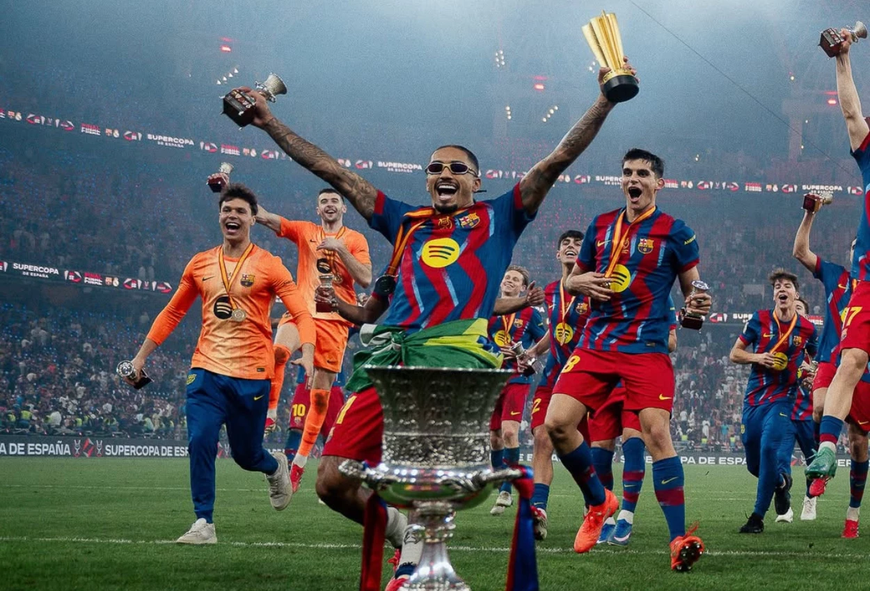 Barcelona vs madrid 3 2 blaugrana juara piala super spanyol!
