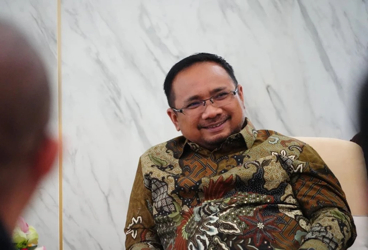 Breaking news! yaqut cholil qoumas resmi jadi tersangka korupsi kuota haji
