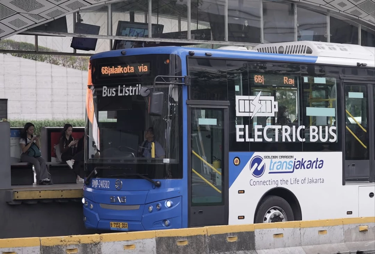 Dua pria yang masturbasi di transjakarta resmi jadi tersangka