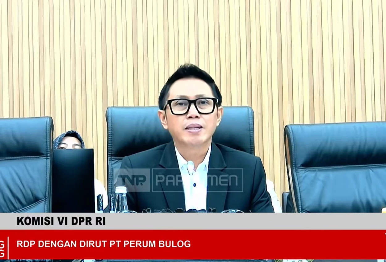 Eko patrio comeback ke gedung dpr usai dinonaktifkan 4 bulan, pimpin rapat komisi vi