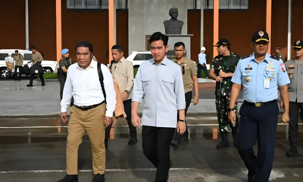 Gibran blusukan ke tasikmalaya, kunjungi pasar hingga pesantren