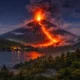 Gunung ile lewotolok meletus, lava pijar mengalir sejauh 100 meter