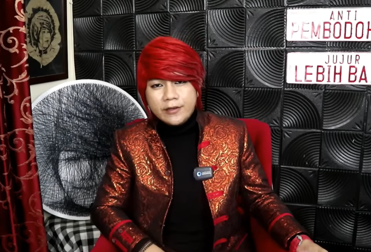 Innalillahi! istri pesulap merah meninggal dunia (1)