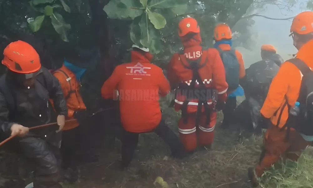 Jenazah pramugari atr 42 500 berhasil teridentifikasi sebagai florencia lolita wibisono