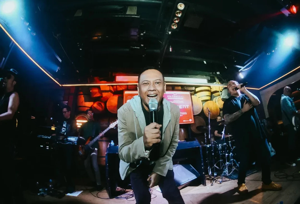 Kabar duka! vokalis band element, lucky widja meninggal dunia
