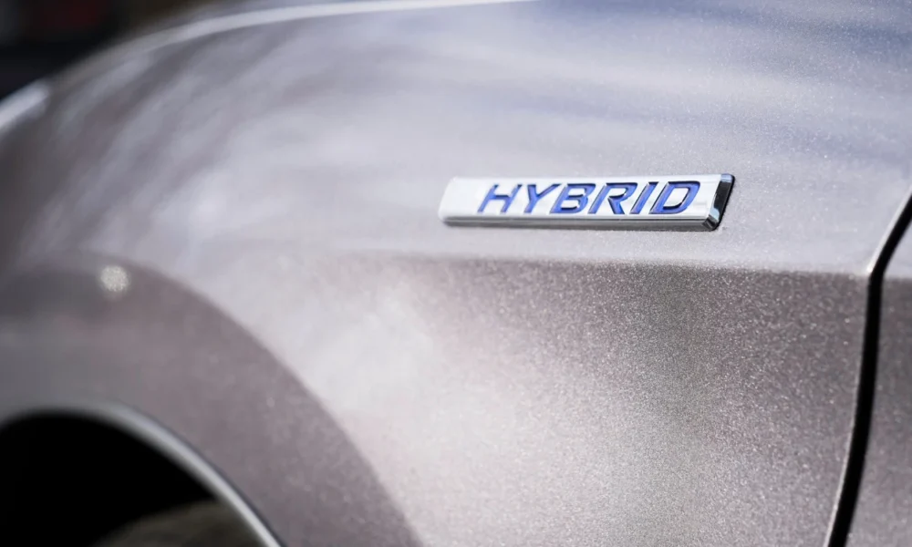 Kenapa mobil hybrid boros ternyata ini penyebabnya!