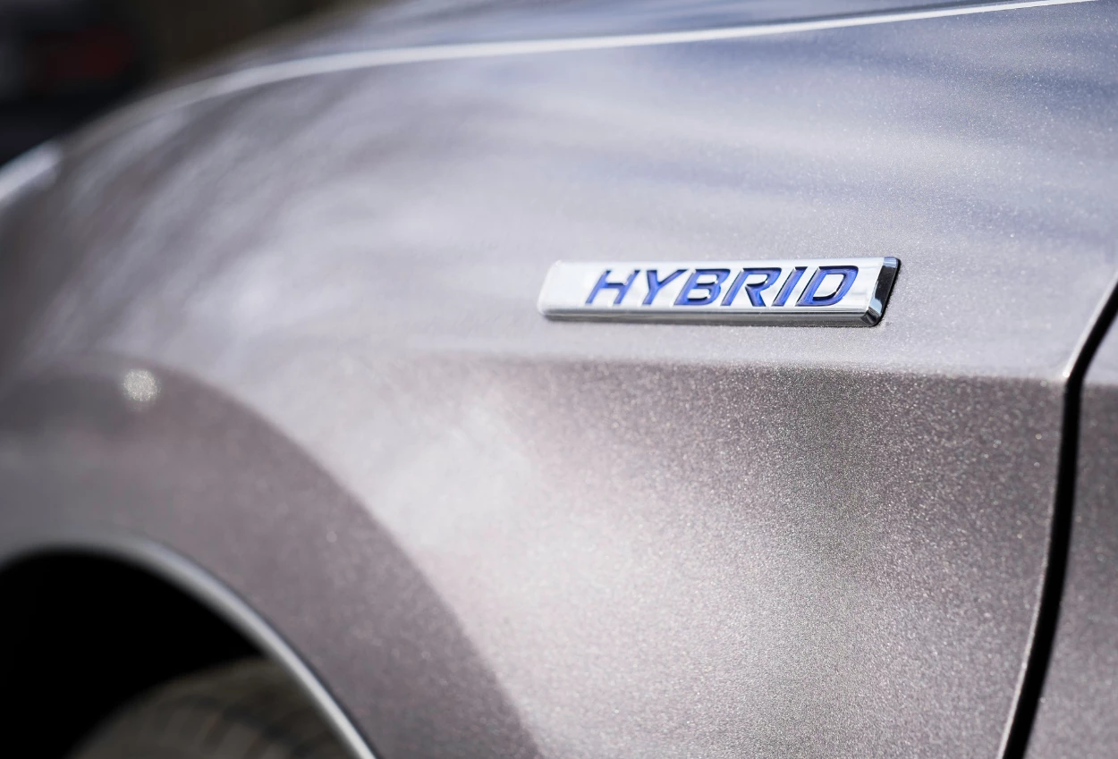 Kenapa mobil hybrid boros ternyata ini penyebabnya!