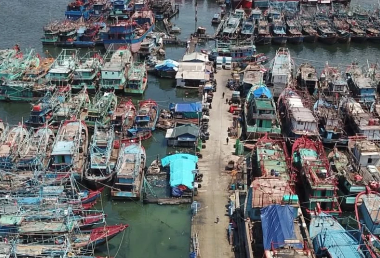 Lalu Lintas Kapal Muara Angke Semrawut, Ini Kata Pengelola