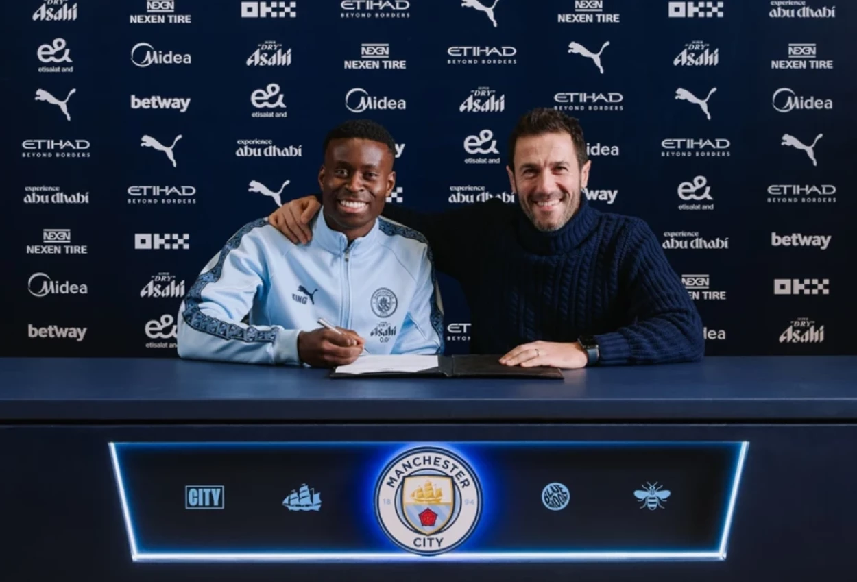 Marc guehi resmi gabung dengan manchester city