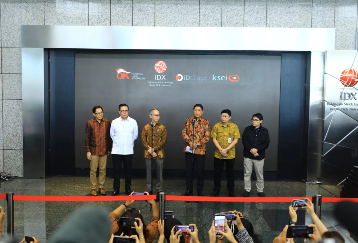Para petinggi ojk mundur berjamaah usai ihsg anjlok