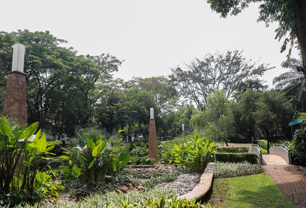 Pelari kalcer merapat! jakarta bakal punya jogging track baru sepanjang 1,2 km