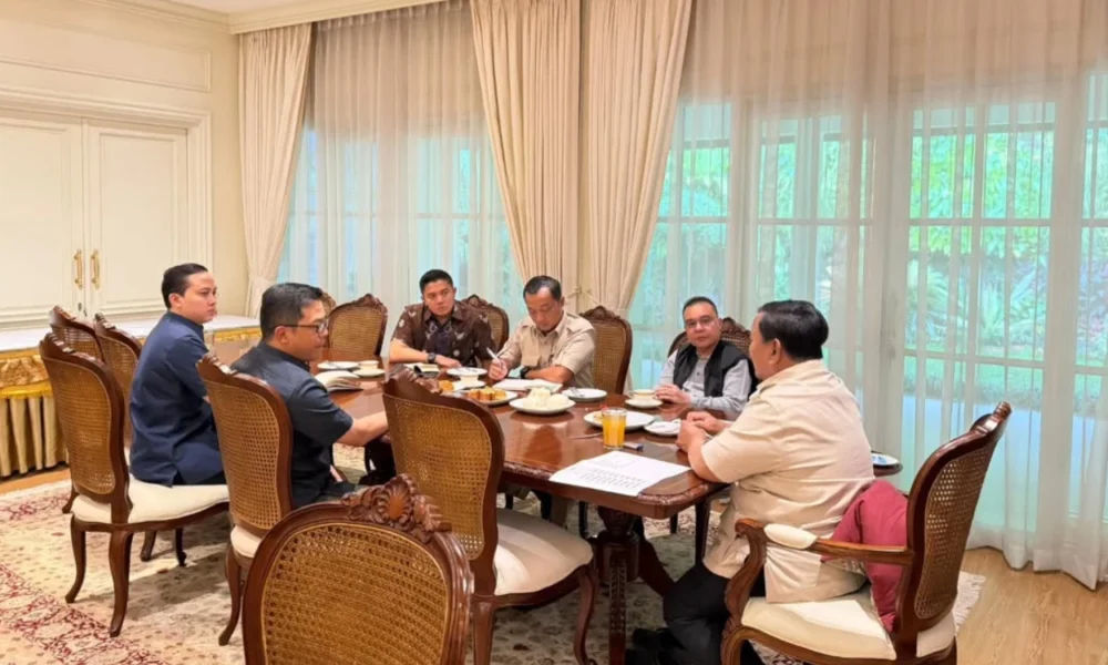 Prabowo gelar pertemuan dengan wakil ketua dpr hingga sejumlah menteri, bahas pemulihan pascabencana