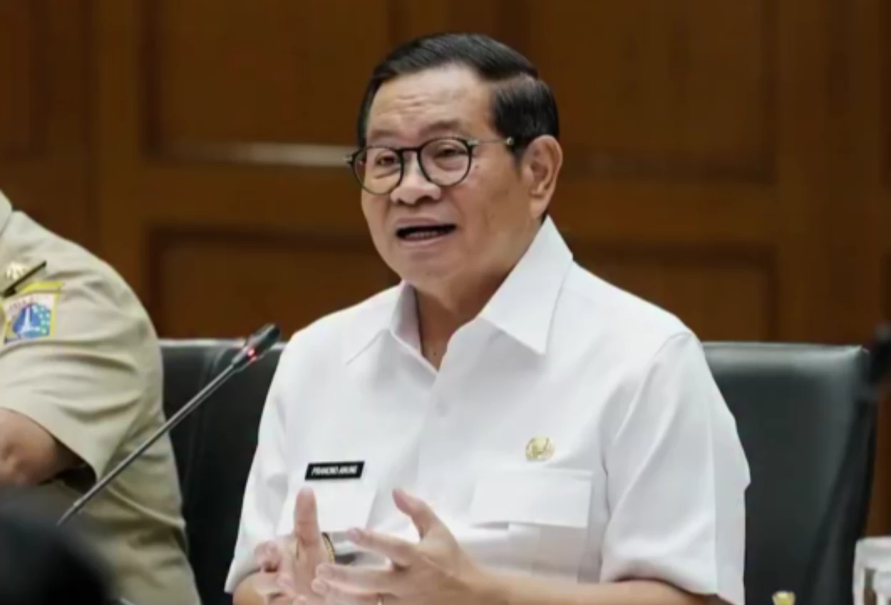 Pramono siapkan opsi wfh dan pjj jika cuaca ekstrem melanda jakarta