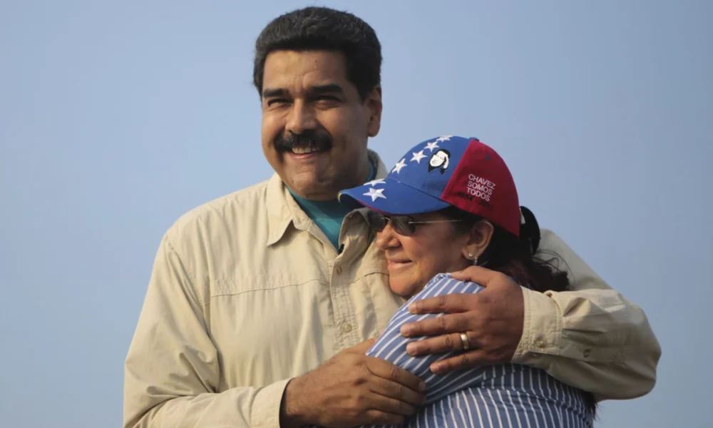 Presiden venezuela ditangkap as, diseret dari kamar mandi dan dibawa ke kapal