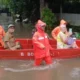 Ratusan rumah di jeruk purut terendam banjir pagi ini, aktivitas warga terganggu