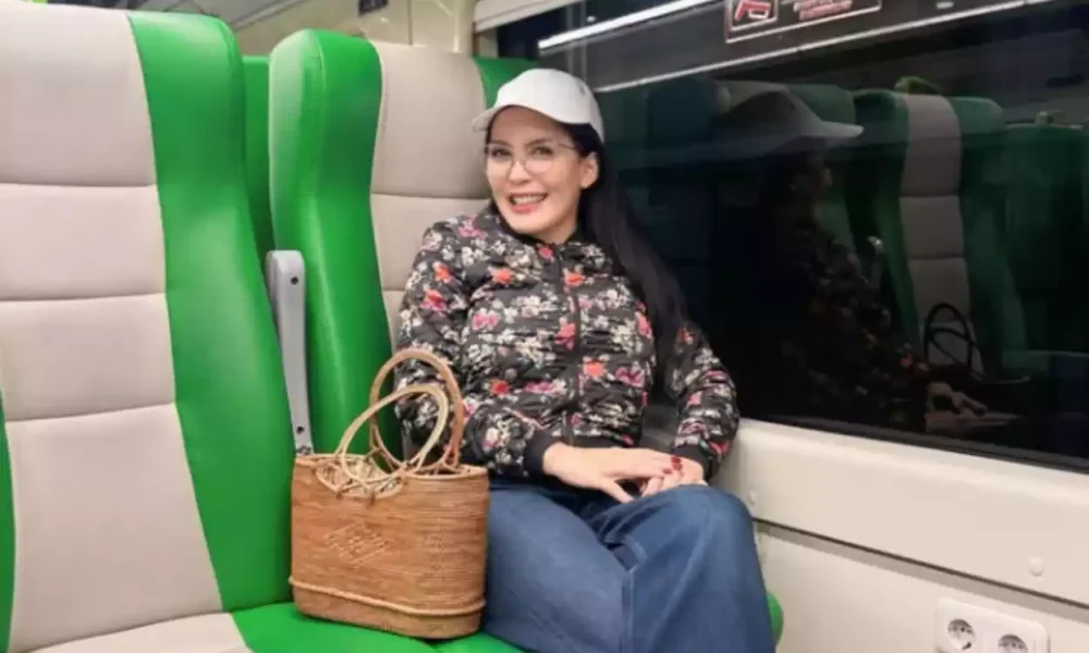 Rieke diah pitaloka berpeluang dipanggil kpk terkait kasus korupsi bupati bekasi