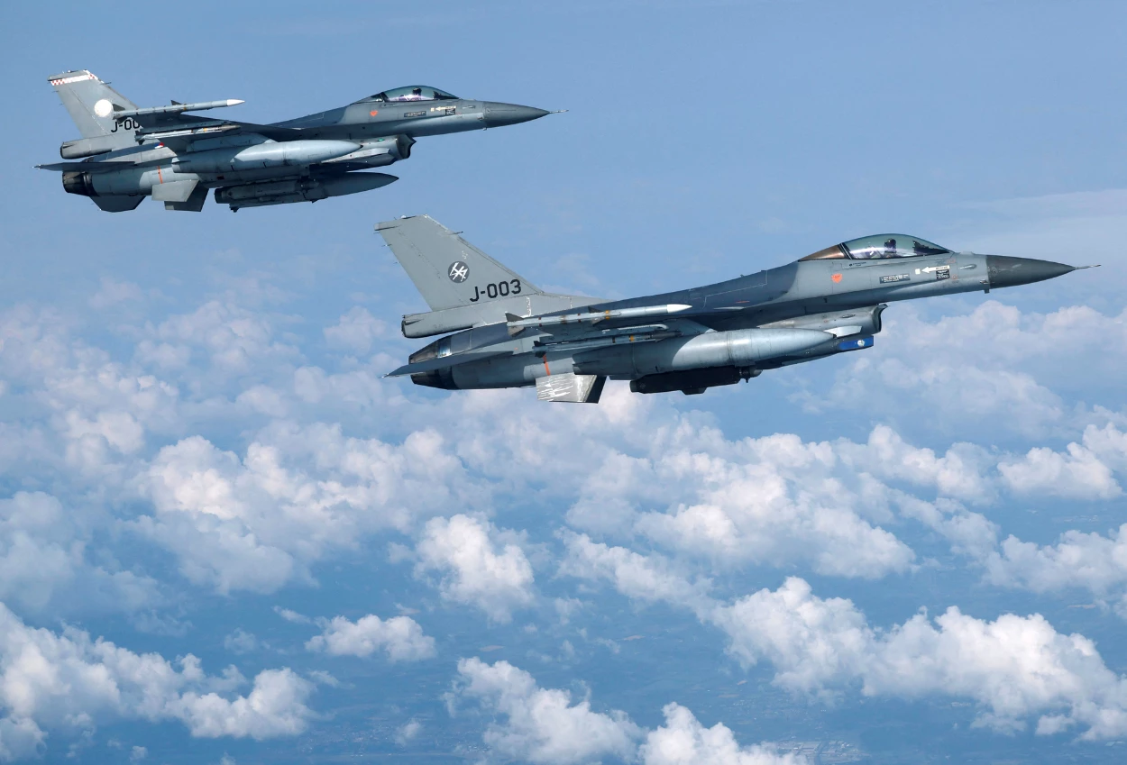 Rusia tembak jatuh jet tempur f 16 milik as pakai rudal s 300