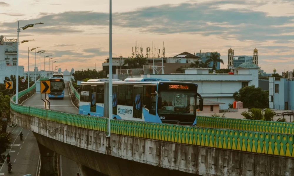 Transjabodetabek bakal buka rute baru blok m soetta dan cawang jababeka