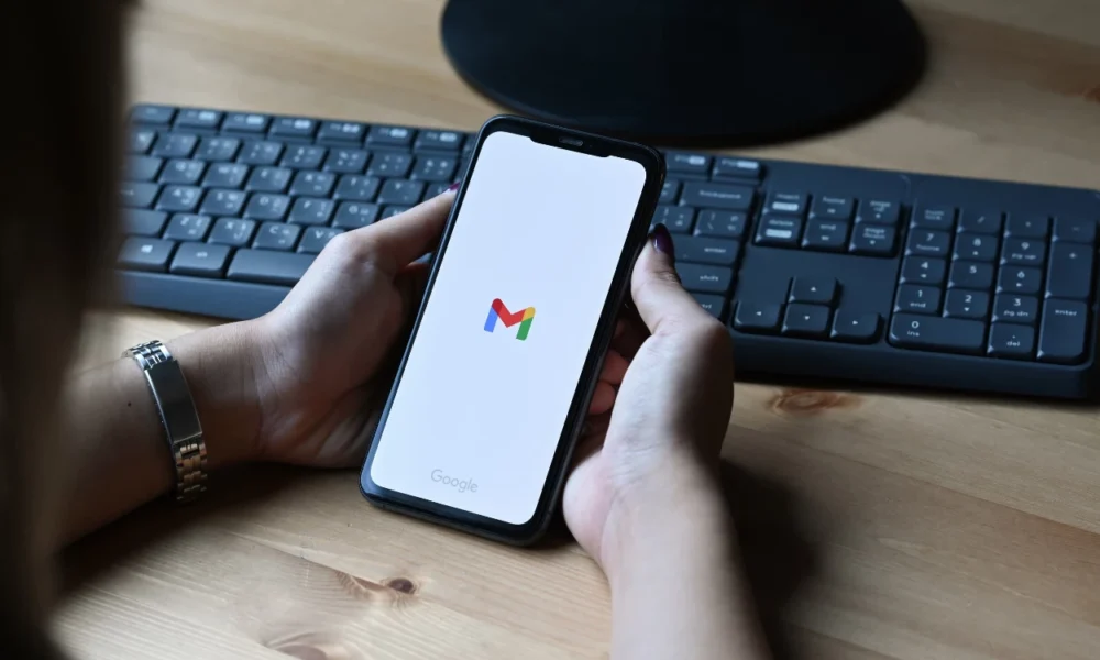 Tulis email makin mudah! gmail gratiskan fitur ai untuk semua penggunanya
