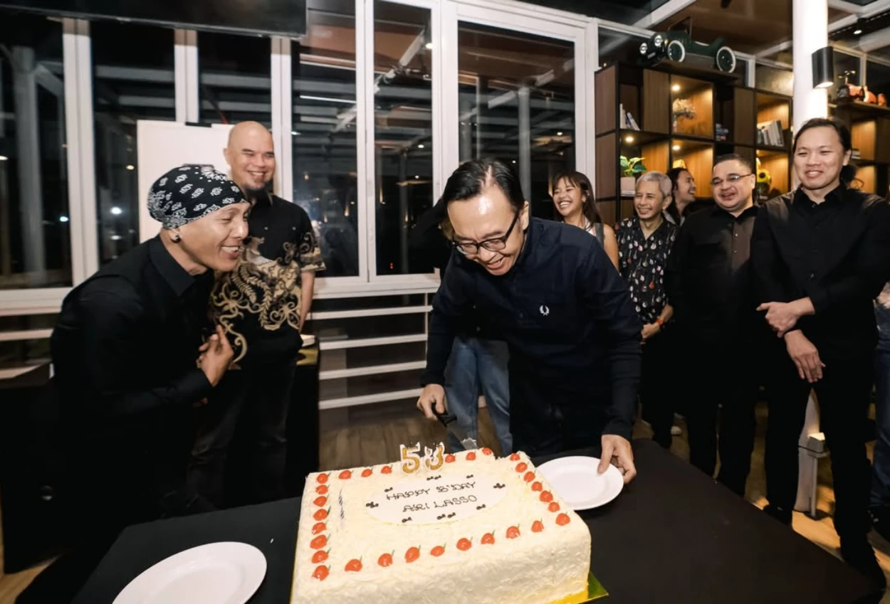 Ucapan ahmad dhani di ulang tahun ari lasso semoga dapat jodoh baru