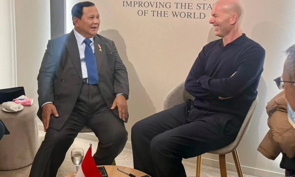 Usai bertemu zidane, prabowo mau tiap sekolah baru punya lapangan sepak bola