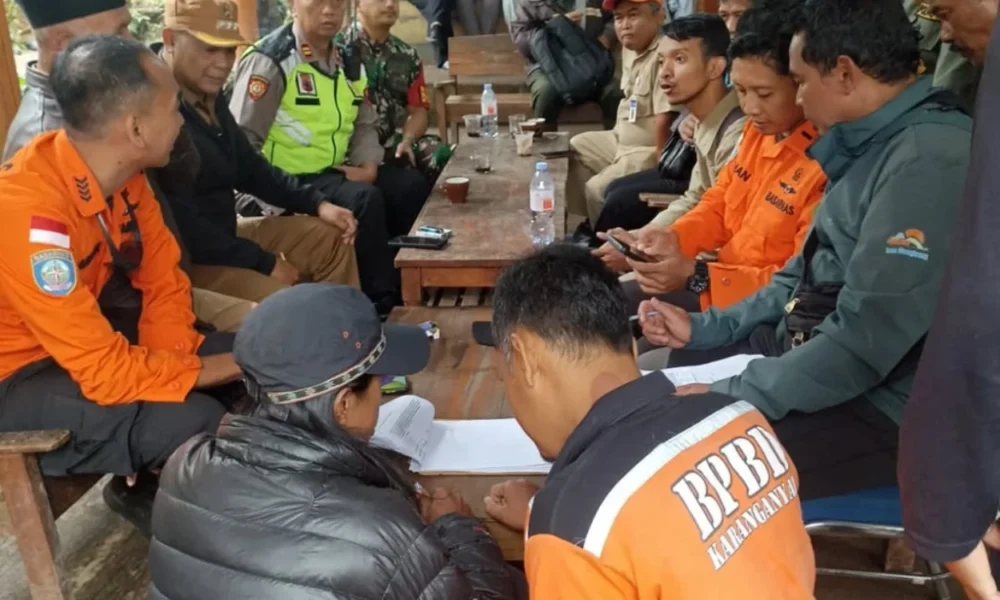 Viral! pendaki hilang di bukit mongkrang, ratusan relawan dikerahkan bantu pencarian