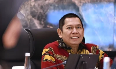 Wakil ketua dpr adies kadir jadi hakim mk, dulu pernah dinonaktifkan