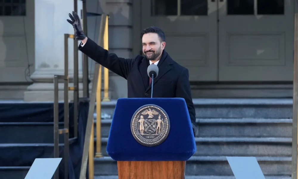 Zohran mamdani resmi jadi walikota new york, bersumpah dengan al quran di stasiun bawah tanah