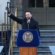 Zohran mamdani resmi jadi walikota new york, bersumpah dengan al quran di stasiun bawah tanah