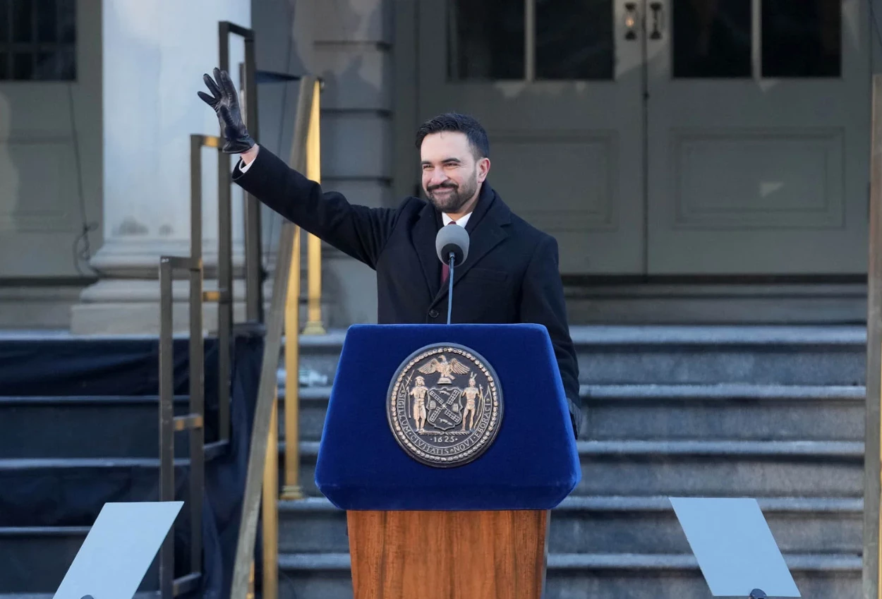 Zohran mamdani resmi jadi walikota new york, bersumpah dengan al quran di stasiun bawah tanah