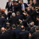 Anggota Parlemen Turki Chaos saat Pelantikan Menteri Kehakiman
