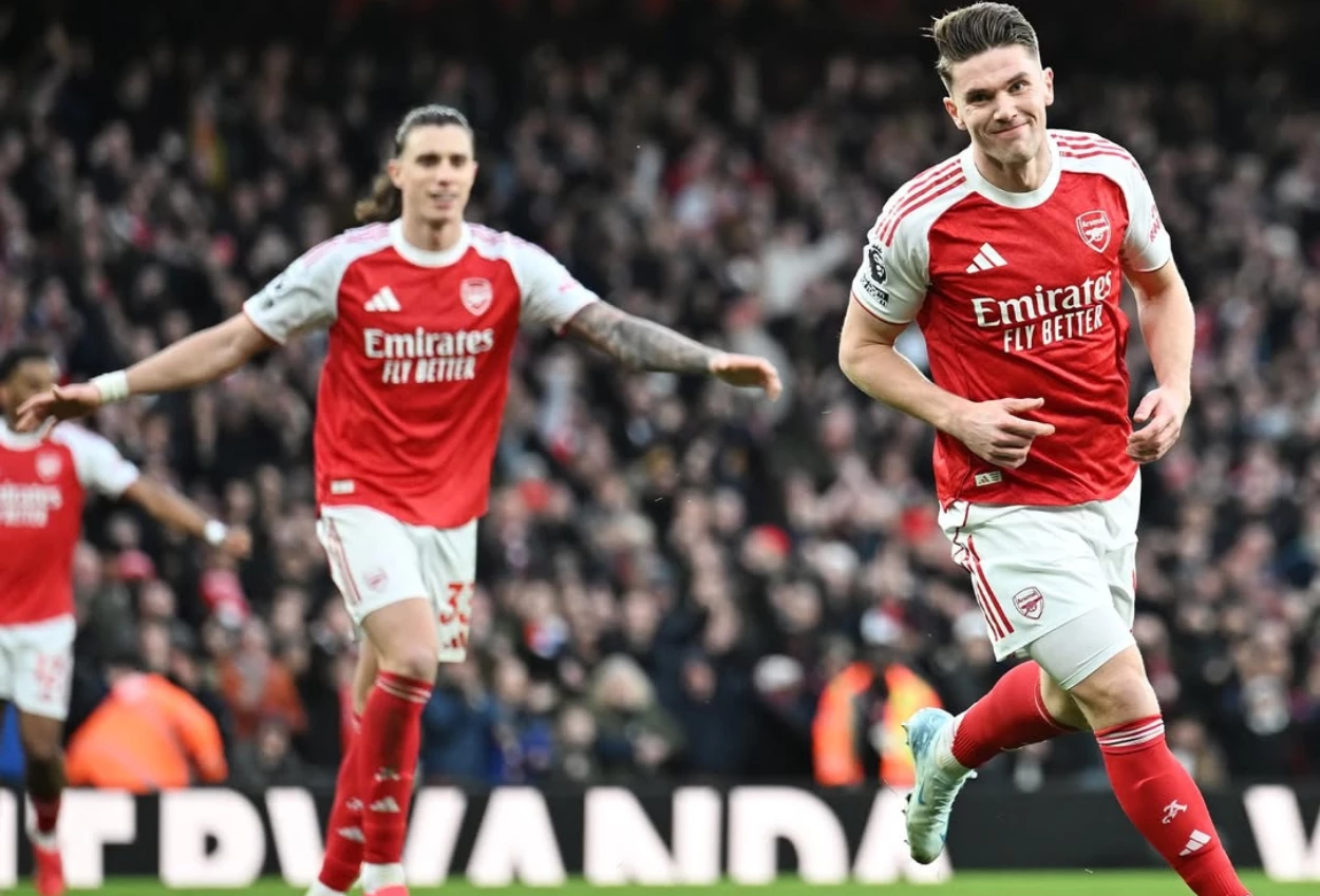 Arsenal vs Sunderland 3 0 Gyokeres Cetak Brace