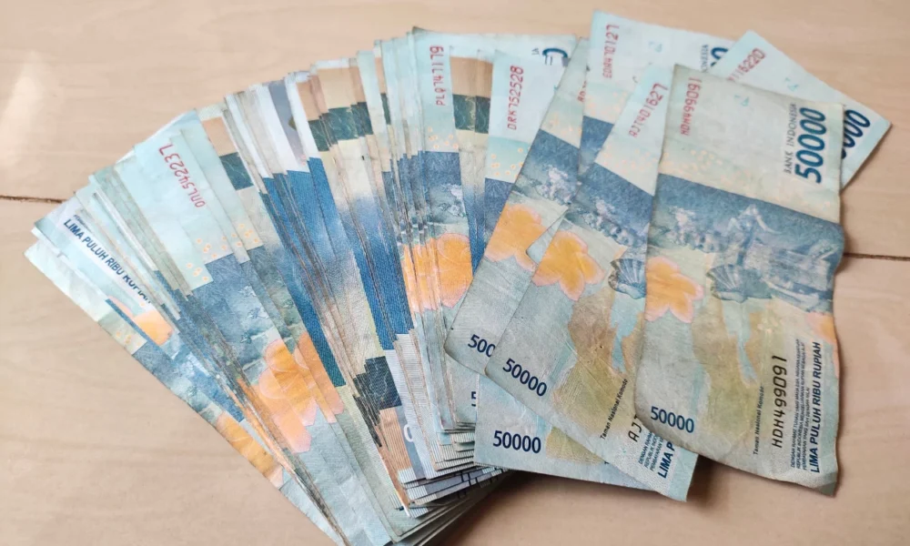 Beli Bakso pakai Uang Palsu, Pria di Ciputat Ditangkap Polisi