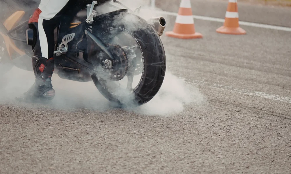 Cara Mengatasi Knalpot Motor Injeksi Ngebul