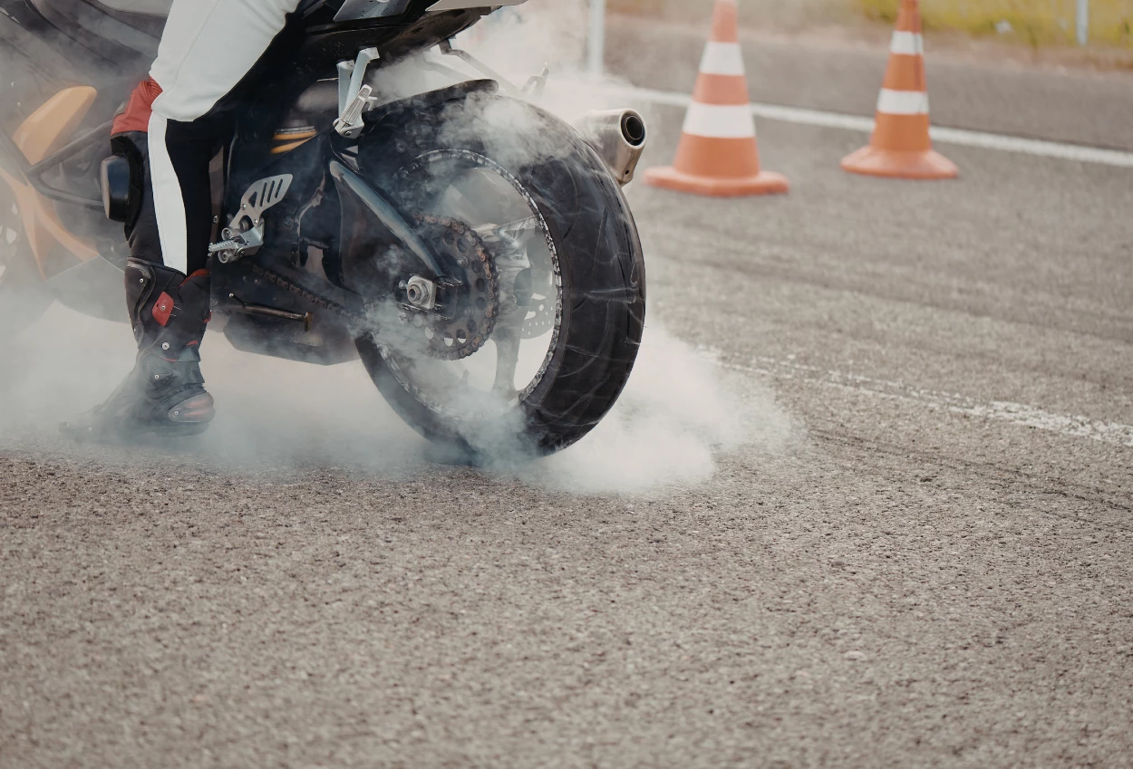 Cara Mengatasi Knalpot Motor Injeksi Ngebul