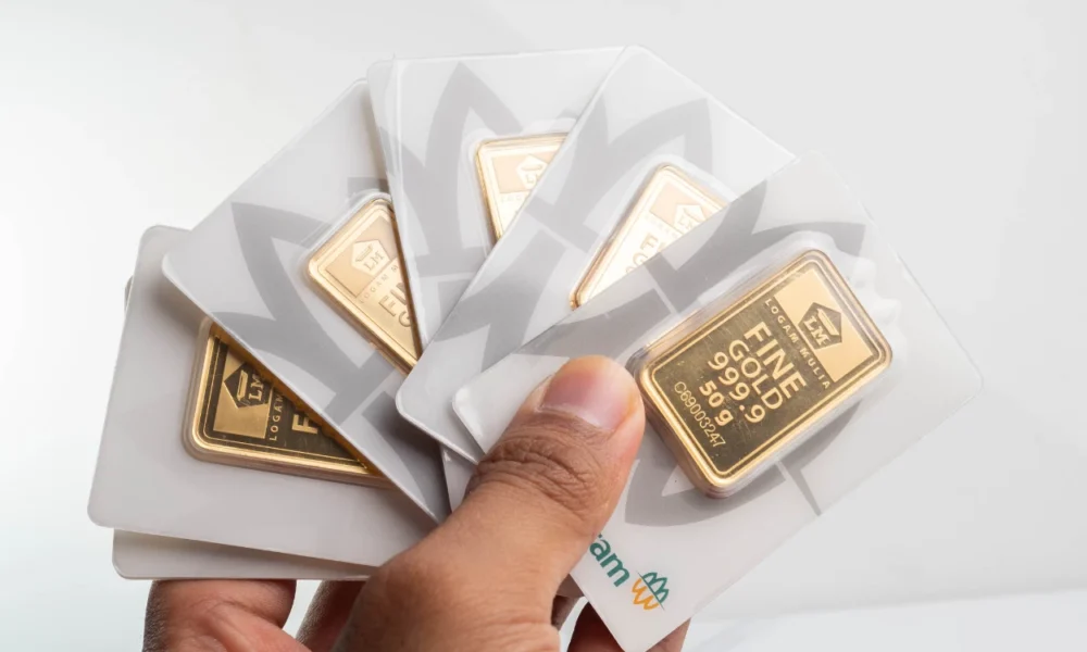 Harga Emas Antam Hari Ini 16 Februari 2026 Turun Rp14 Ribu