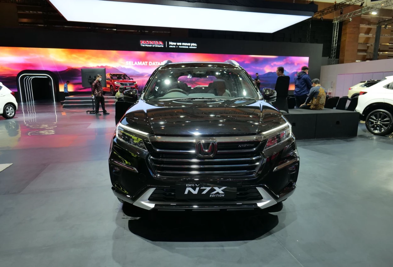 Honda Pertahankan DNA BR V di Balik Wajah Baru (1)