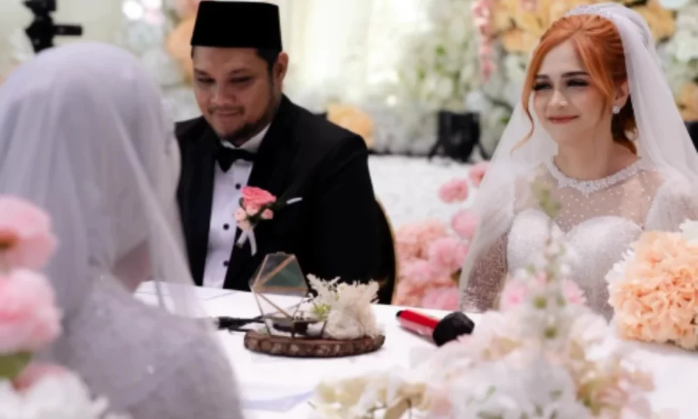 Kakak Virgoun Bantah Lindi Fitriyana Hamil sebelum Nikah Kalau Mau Naik Pakai Cara yang Elegan