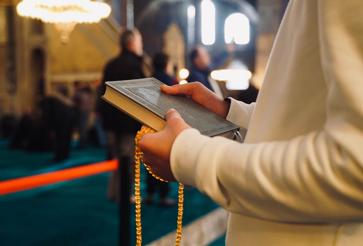 Khutbah Jumat 20 Febaruari 2026 Keistimewaan Puasa di Bulan Ramadan