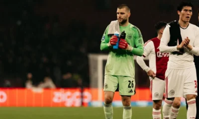 Maarten Paes Tatap Posisi Utama di Ajax Amsterdam, Kiper Muda Cemburu