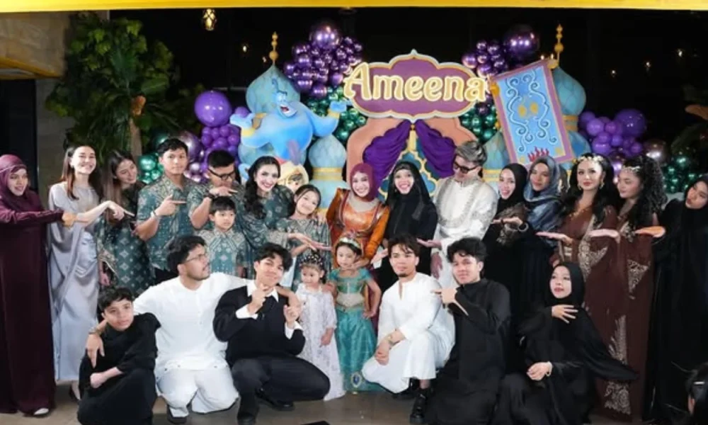 Momen Kompak Gen Halilintar dan Keluarga Aurel di Ulang Tahun Ameena yang ke