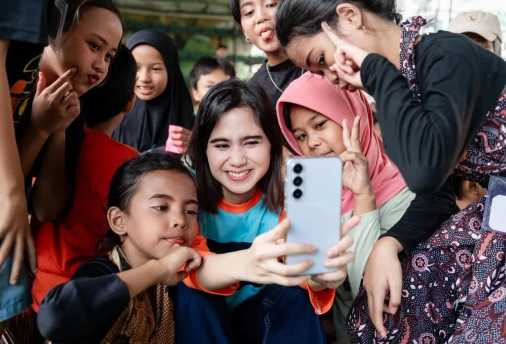 Momen Tissa Biani jadi Relawan, Mengajar dan Bermain dengan Anak anak di Kolong Jembatan (1)